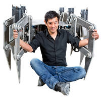 grant-imahara-spiderbot