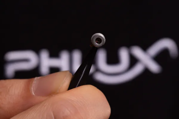 sensor Aura Noiseless InGaAs APD para LiDAR y OTDR