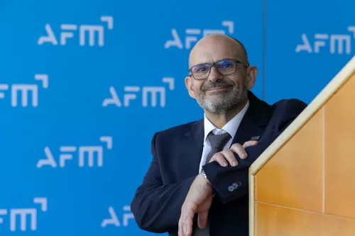 maquina herramienta 2025