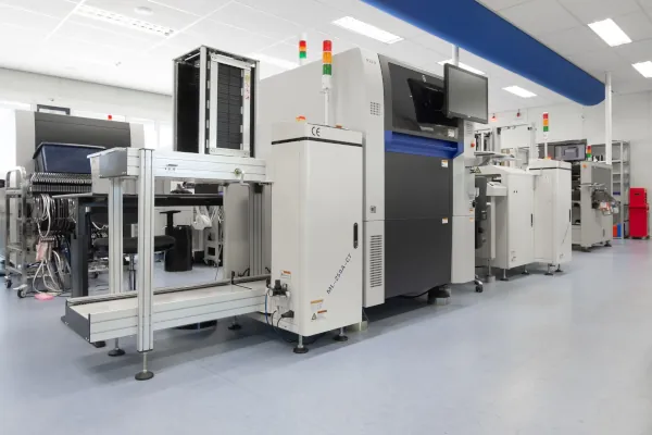 linea montaje SMT inter company yamaha 4